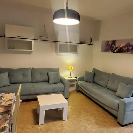 Helios Qerret House